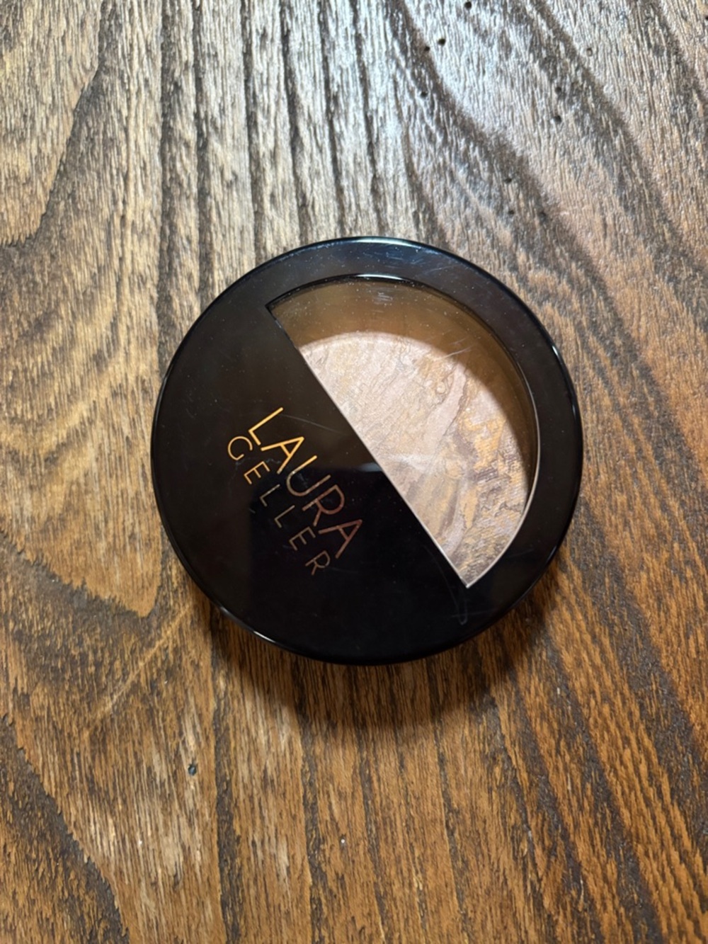 🆕Laura Geller Baked-Balance-N-Brighten Color Correcting Foundation - Medium NWOB